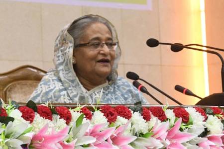 শিক্ষার্থীদের মেধা দেশের কাজে লাগানোর আহ্বান 