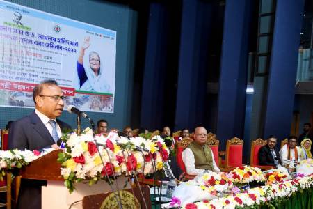 কৃষিজমি ও সম্পদের সর্বোচ্চ ব্যবহার নিশ্চিত করতে হবে-স্থানীয় সরকার মন্ত্রী